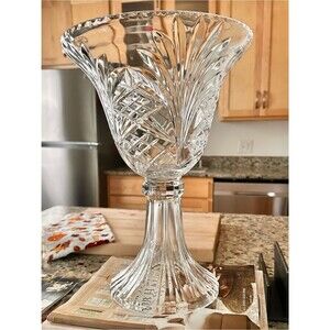 Towle Czech 24% Lead Crystal Pedestal Centerpiece Bowl / Trifle Vase 14.7” Large